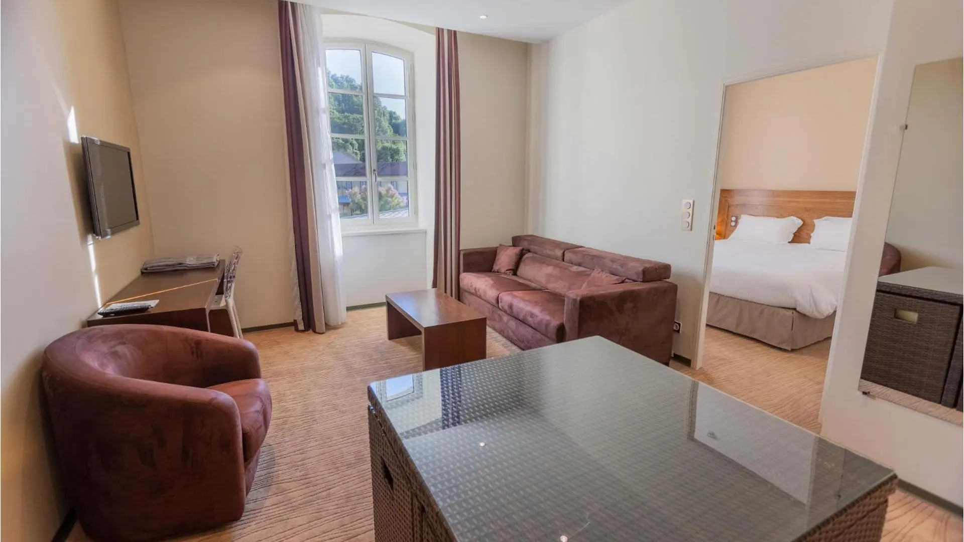 Cozy Apartment In Saint-Affrique With Kitchen